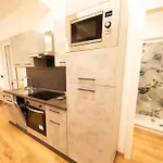 Giulia Apartments